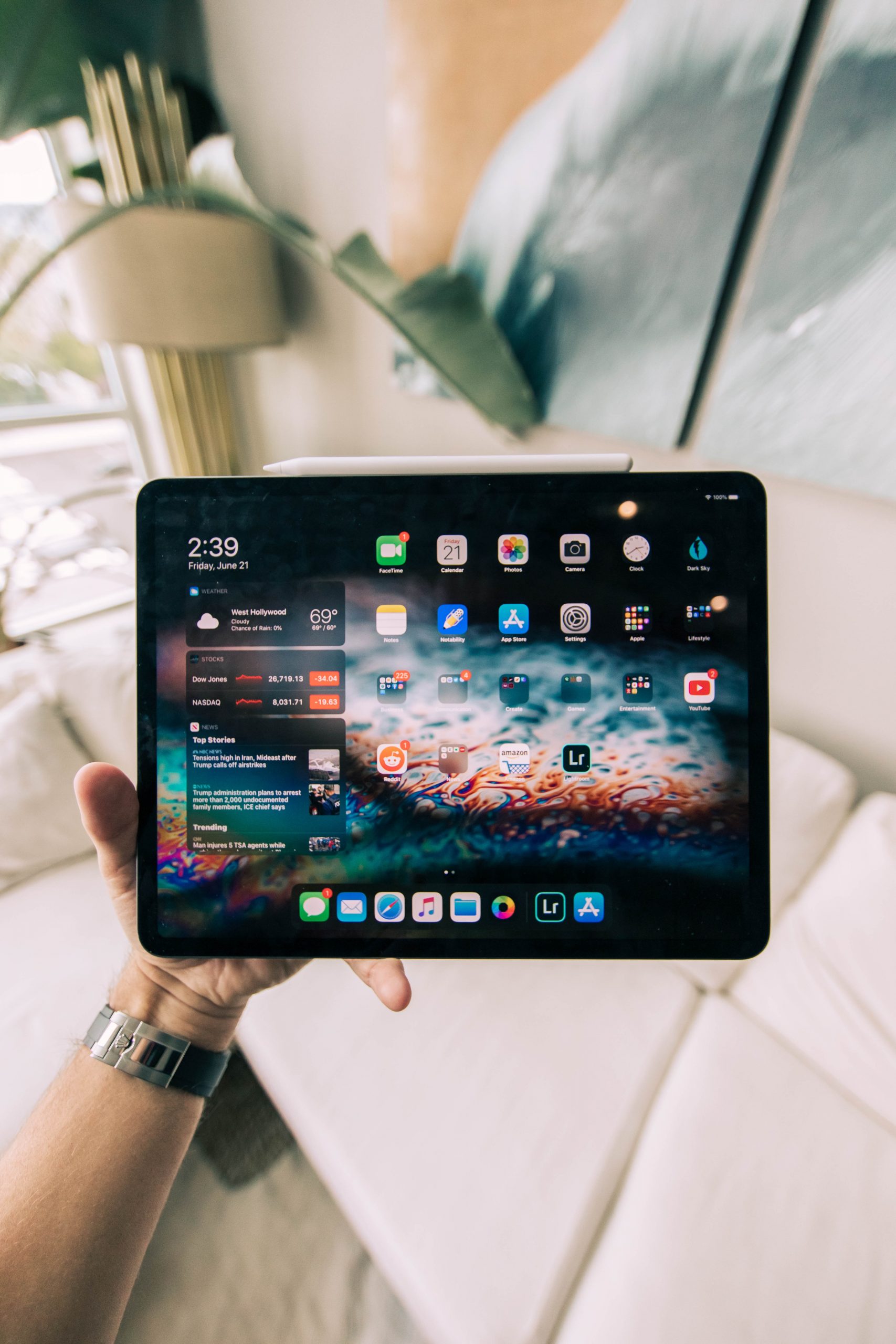 4 Innovative Large Screen Tablets/ Biggest Tablets [2022]